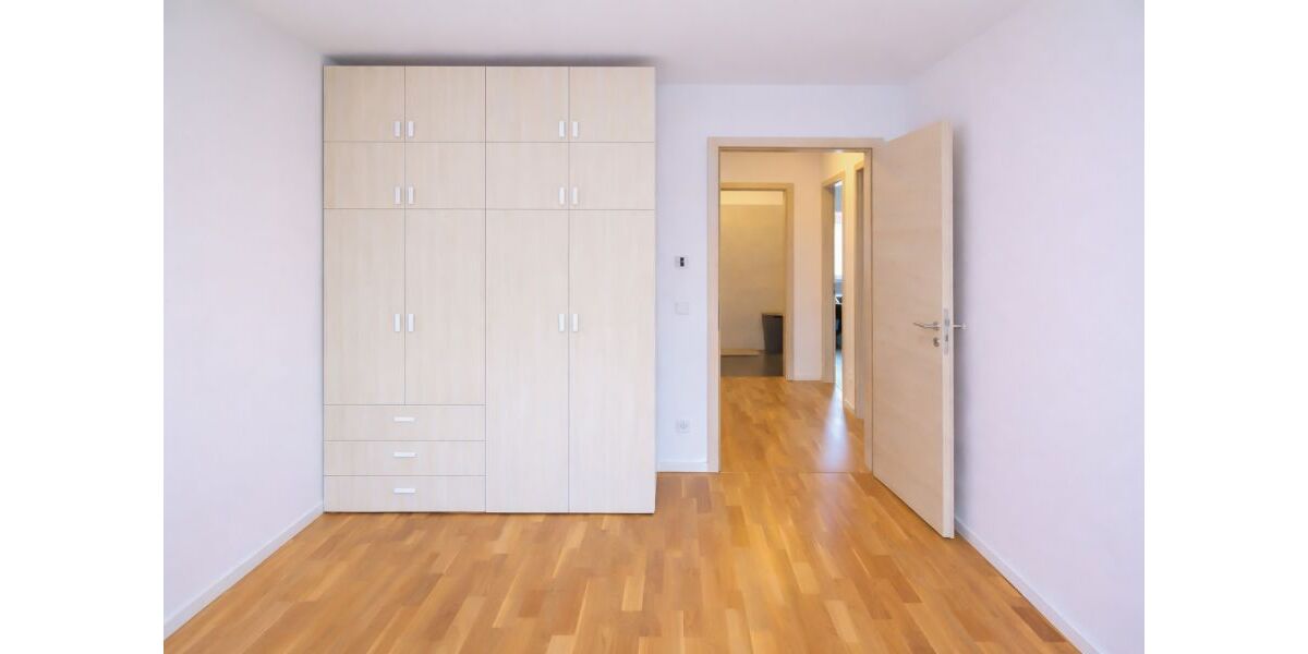 Provisionsfrei* Helles Zuhause mit Gartenidylle & Stellplatz - perfekt für Familien - Reihenmittelhaus Berlin Spandau | Angebot:26085367