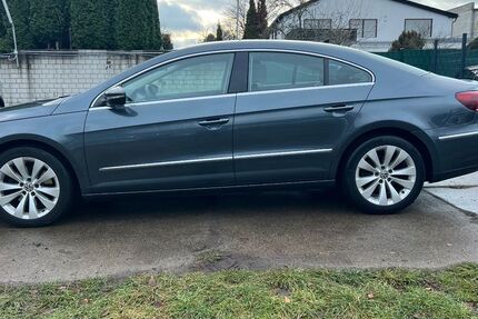 VW CC 198.000 km 9.900 &euro; Berlin 12353