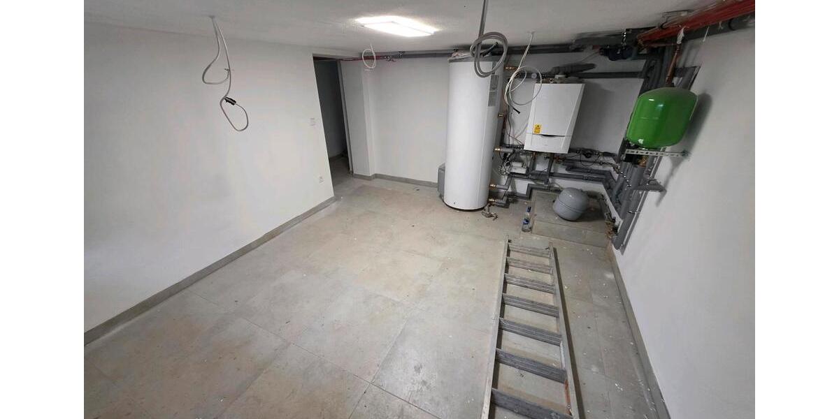 Doppelhaushälfte Berlin Spandau - 7 Zimmer, 145 m&sup2;, 3.150&euro; | Angebot:27635599