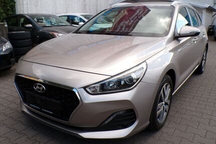Hyundai i30 96.000 km 14.990 &euro; Berlin 12347