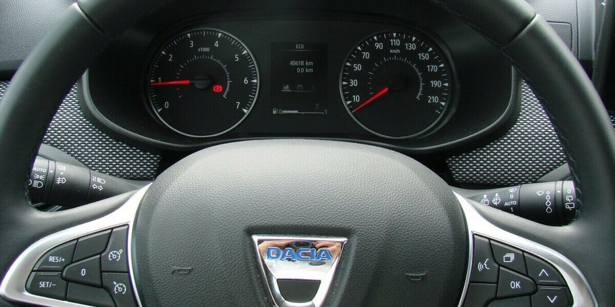 Dacia Jogger 1.0TCe 110 Extreme+ LED 7Sitzer Totwinkel T 40.577 km 17.980 &euro; Falkensee 14612