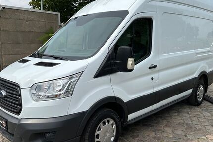 Ford Transit 136.090 km 11.490 &euro; Berlin OT Alt-Hohenschönhausen 13055