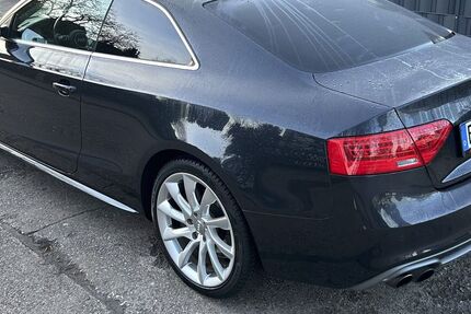Audi A5 64.353 km 17.490 &euro; Berlin 12357