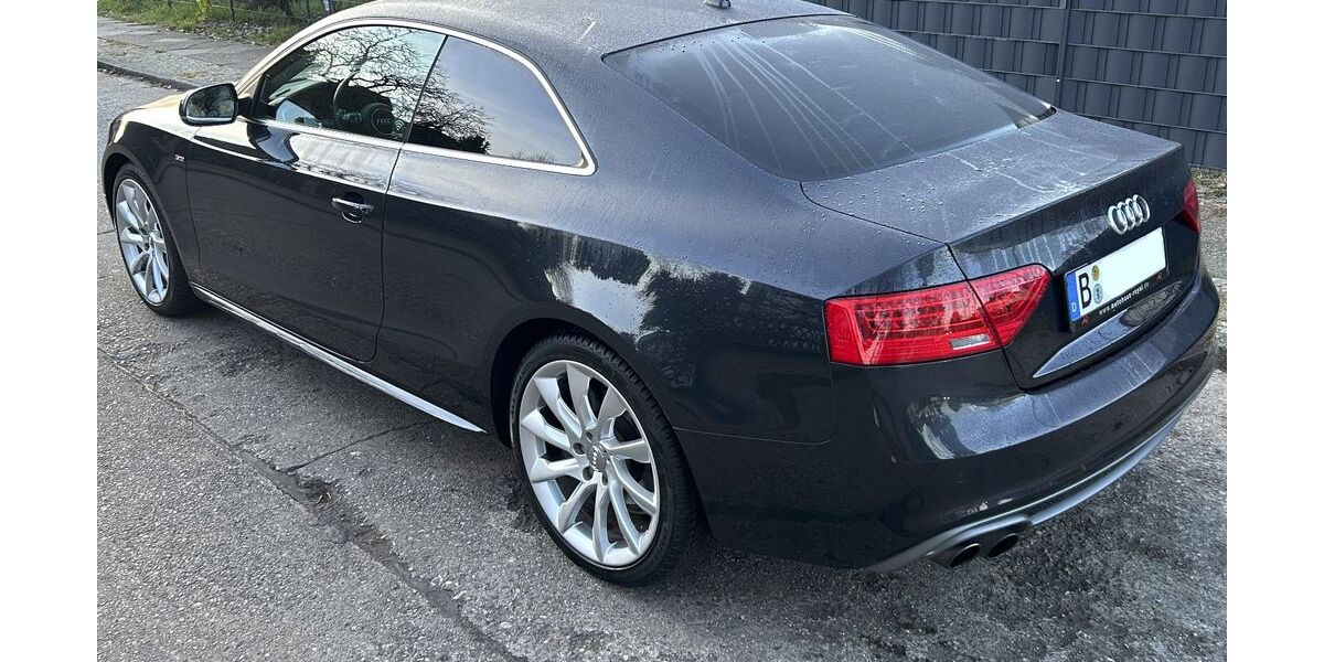 Audi A5 64.353 km 17.490 &euro; Berlin 12357