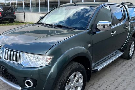 Mitsubishi L200 145.000 km 12.999 € berlin 10787