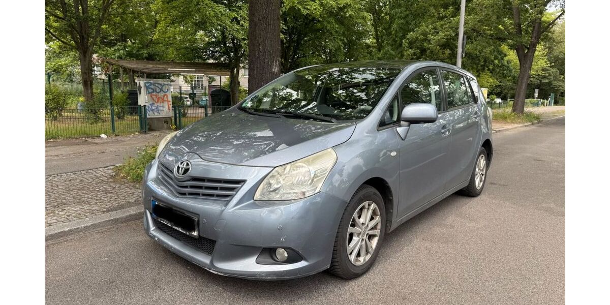 Toyota Verso 222.370 km 3.250 &euro; Berlin 12351