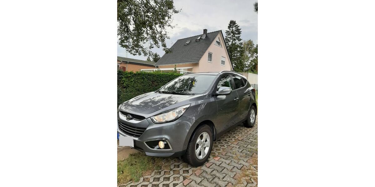 Hyundai ix35 94.000 km 8.700 € Berlin 12526