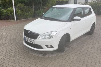Skoda Fabia 76.000 km 5.900 &euro; Berlin 12357