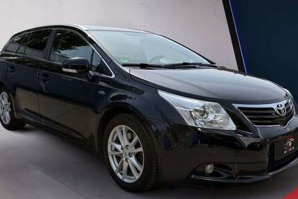 Toyota Avensis 214.500 km 6.499 &euro; Berlin 12439