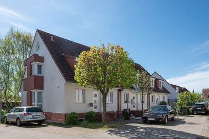 Ohne Käuferprovision! Vermietetes Reihenendhaus auf 3 Etagen. Direkt vom Eigentümer 4 zimmer