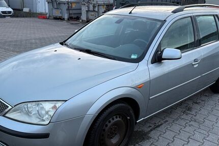 Ford Mondeo 249.000 km 3.499 € Berlin 12277