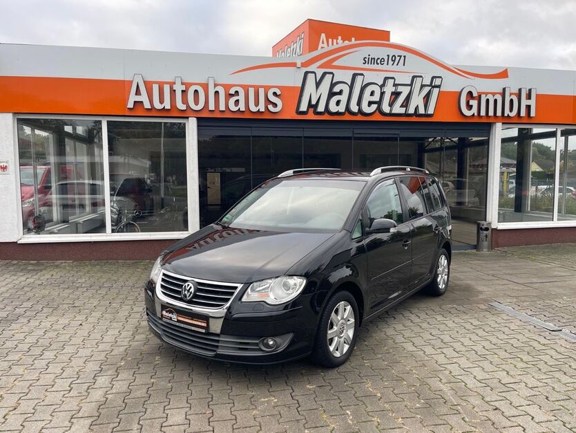 VW Touran 209.593 km 3.950 € Brandenburg an der Havel 14772