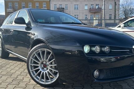Alfa Romeo 159 136.000 km 7.888 &euro; Berlin / Pankow 13127