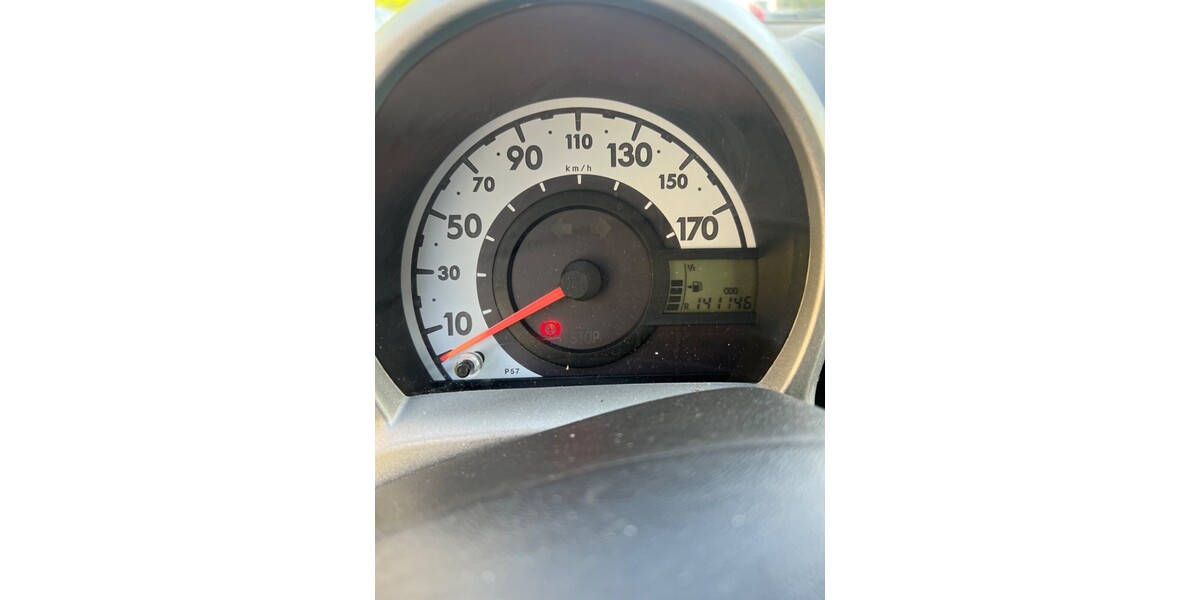 Toyota Aygo 141.146 km 3.300 € Berlin 10178