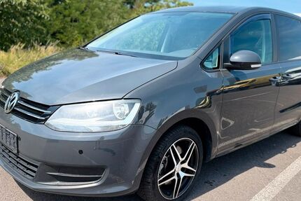 VW Sharan 136.000 km 7.999 &euro; Berlin 12057