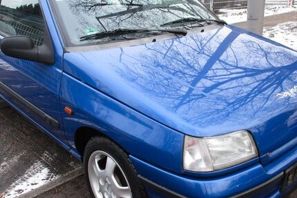 Renault Clio 37.000 km 3.950 &euro; Berlin 12357