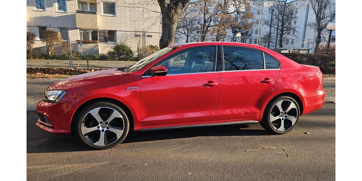 VW Jetta 123.000 km 7.800 &euro; Berlin 14193
