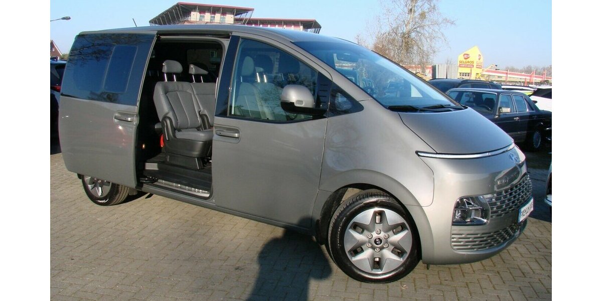 Hyundai Staria Prime 2.2CRDI 9-Sitzer ACC LED 24.308 km 37.980 &euro; Falkensee 14612