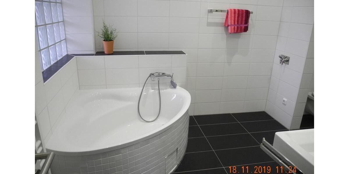 Dachgeschoßwohnung Teltow - 2 Zimmer, 86 m&sup2;, 1.230&euro; | Angebot:26096145