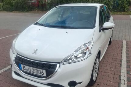 Peugeot 208 40.100 km 5.700 &euro; Berlin 12277