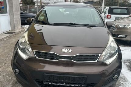 Kia Rio 53.211 km 9.790 &euro; Berlin 12524