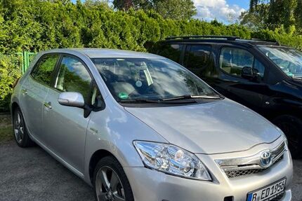 Toyota Auris 147.000 km 7.399 &euro; Berlin 12053
