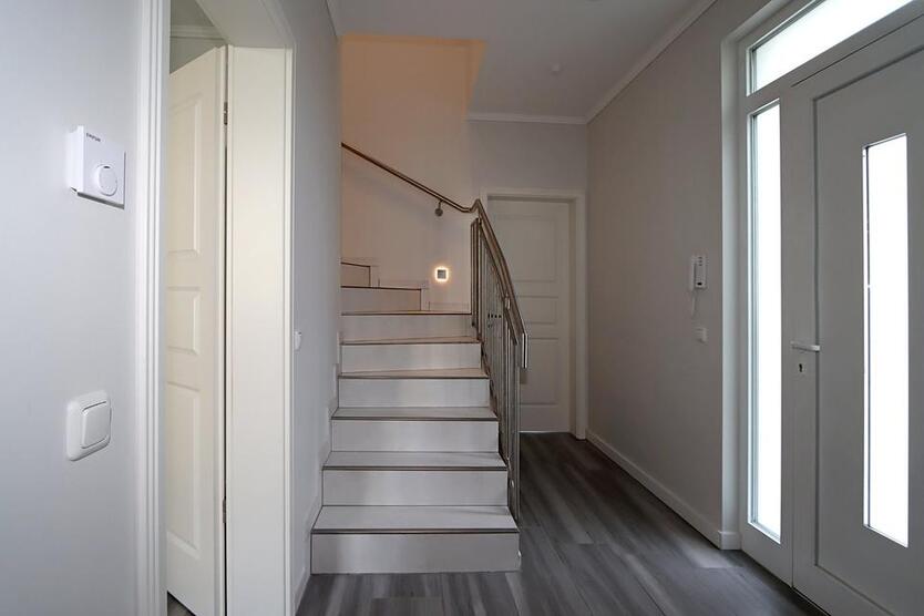 Exklusive Stadtvilla in Falkensee-Wohnen & Arbeiten in Seenähe