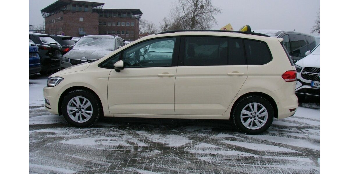 VW Touran 2.0TDI BMT TAXI ACC Kamera LED 7Sitzer 38.517 km 30.980 &euro; Falkensee 14612