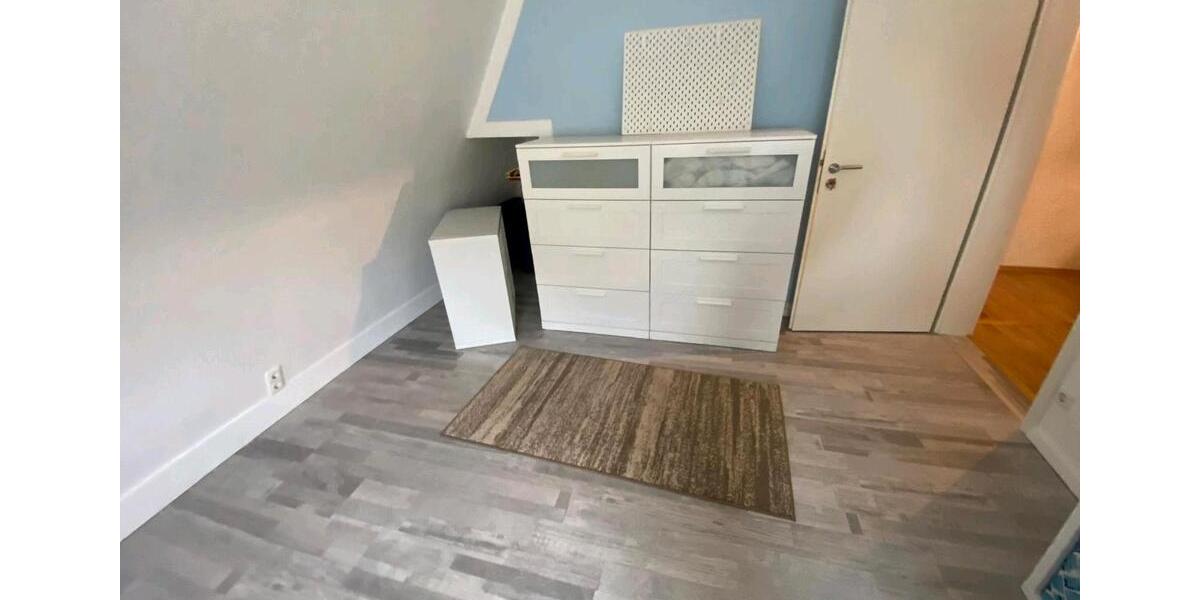 Doppelhaushälfte Nauen - 6 Zimmer, 100 m&sup2;, 2.200&euro; | Angebot:26194035