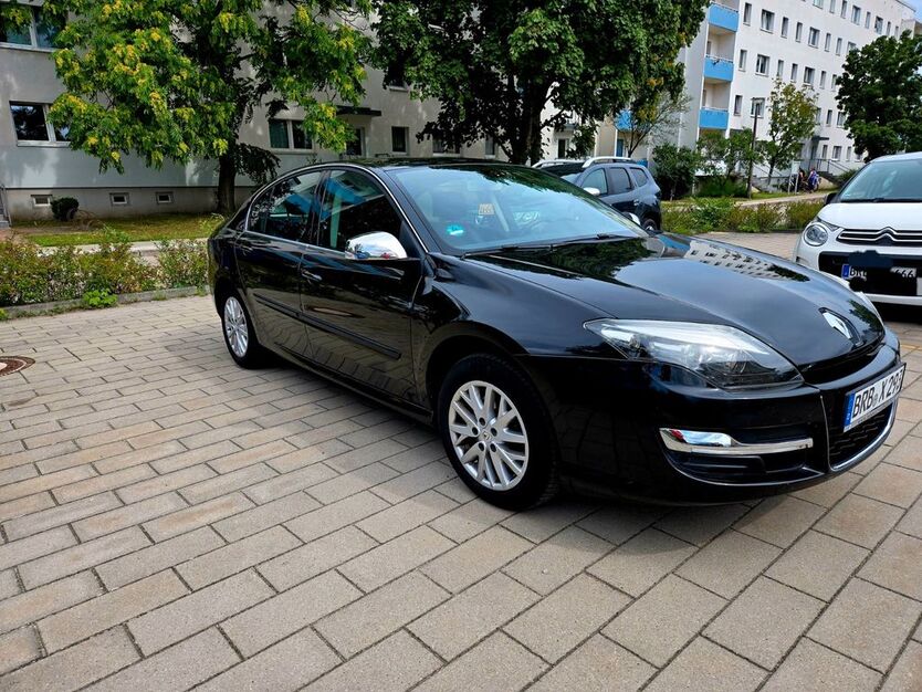 Renault Laguna 116.700 km 6.999 € Brandenburg an der Havel 14772