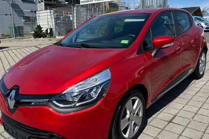 Renault Clio 29.700 km 10.490 &euro; Mahlow 15831