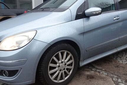 Mercedes-Benz B 180 312.138 km 1.490 &euro; Falkensee 14612