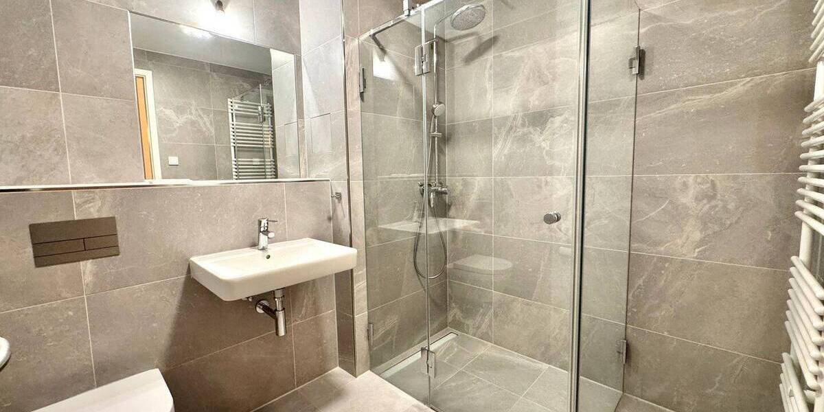 Etagenwohnung Berlin Charlottenburg - 3 Zimmer, 96 m&sup2;, 1.995&euro; | Angebot:26629299