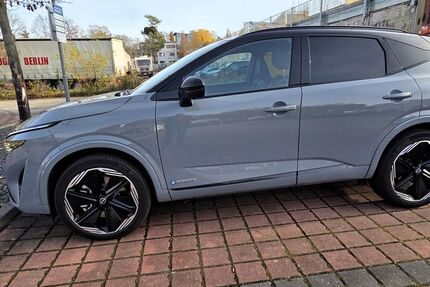 Nissan Qashqai 2.970 km 32.690 € Berlin 12169