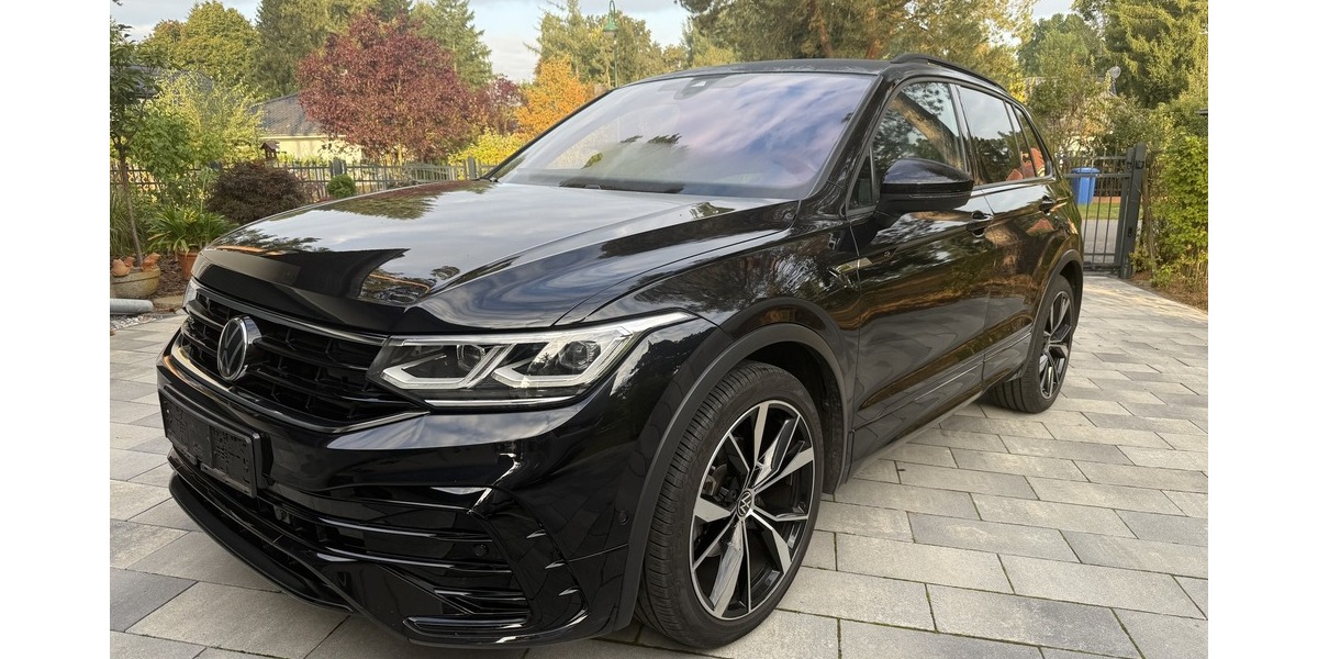 VW Tiguan R-Line Black MATRIX ACC CAM 20 Z HARMAN 57.456 km 31.990 € Berlin 10247