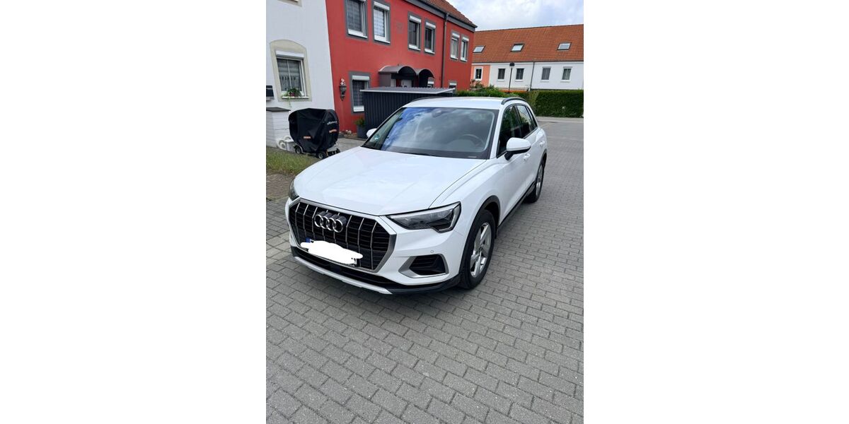 Audi Q3 132.896 km 22.999 &euro; Rangsdorf 15834