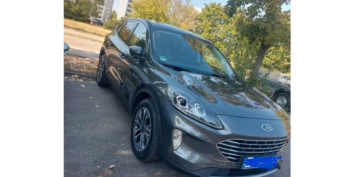 Ford Kuga 46.700 km 21.000 € Berlin 12685