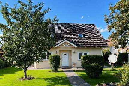 Haus zum Kaufen in Falkensee 750.000 € 178 m² 5 zimmer