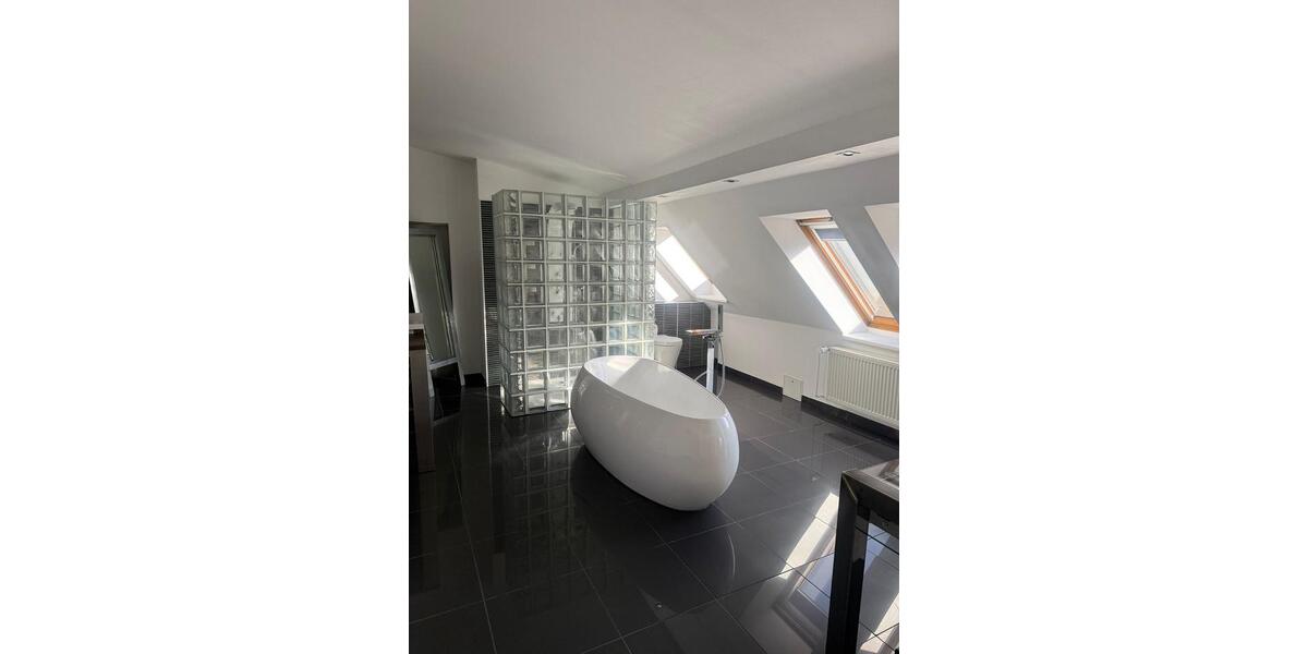 Dachgeschoßwohnung Berlin Mitte - 3 Zimmer, 141 m&sup2;, 846.000&euro; | Angebot:25333399