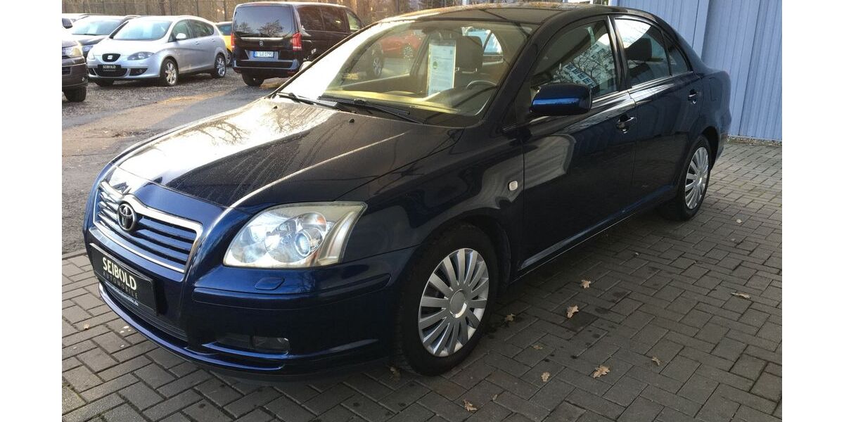 Toyota Avensis 102.454 km 4.980 &euro; Berlin 10315