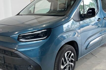 Toyota Proace (Verso) 1.243 km 26.999 &euro; Potsdam-Drewitz b.Berlin 14478