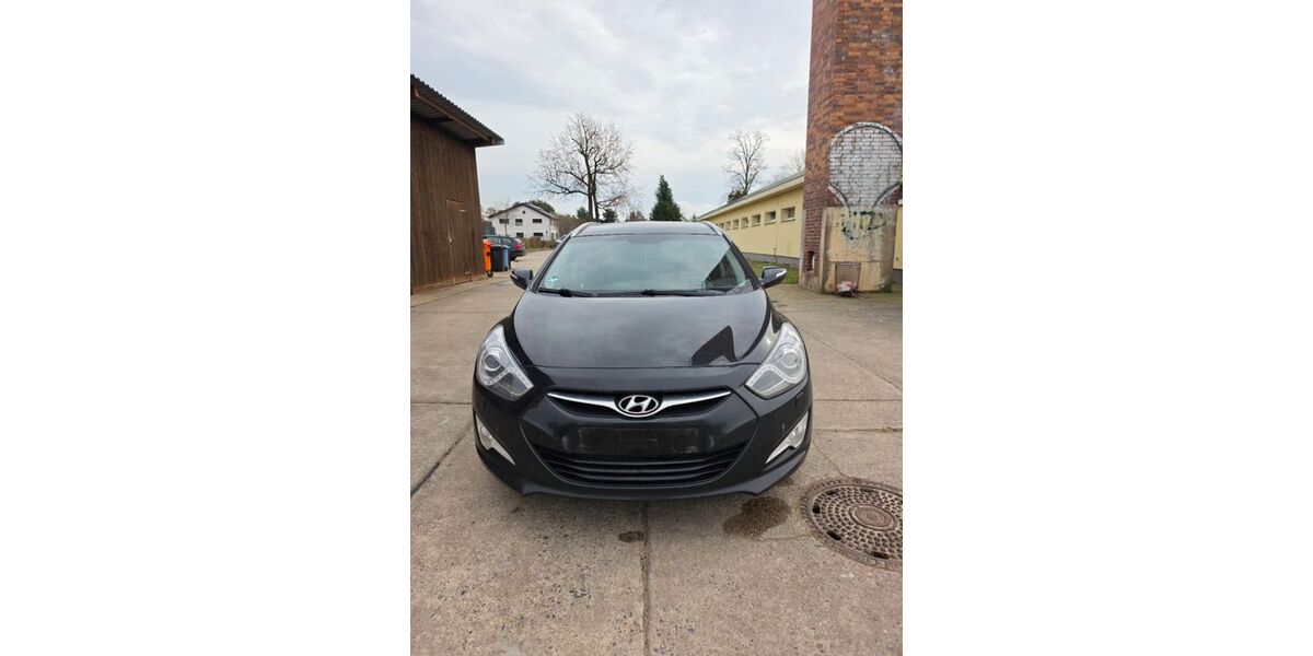 Hyundai i40 161.593 km 7.500 &euro; Berlin 12355
