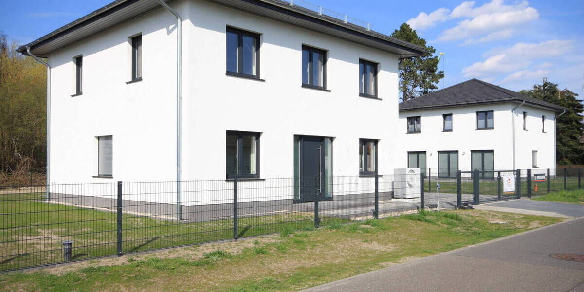 Einfamilienhaus Falkensee - 5 Zimmer, 153 m&sup2;, 2.950&euro; | Angebot:26862999