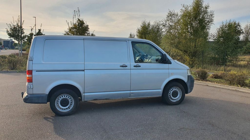 VW T5 Transporter 380.212 km 4.250 € Berlin 12437