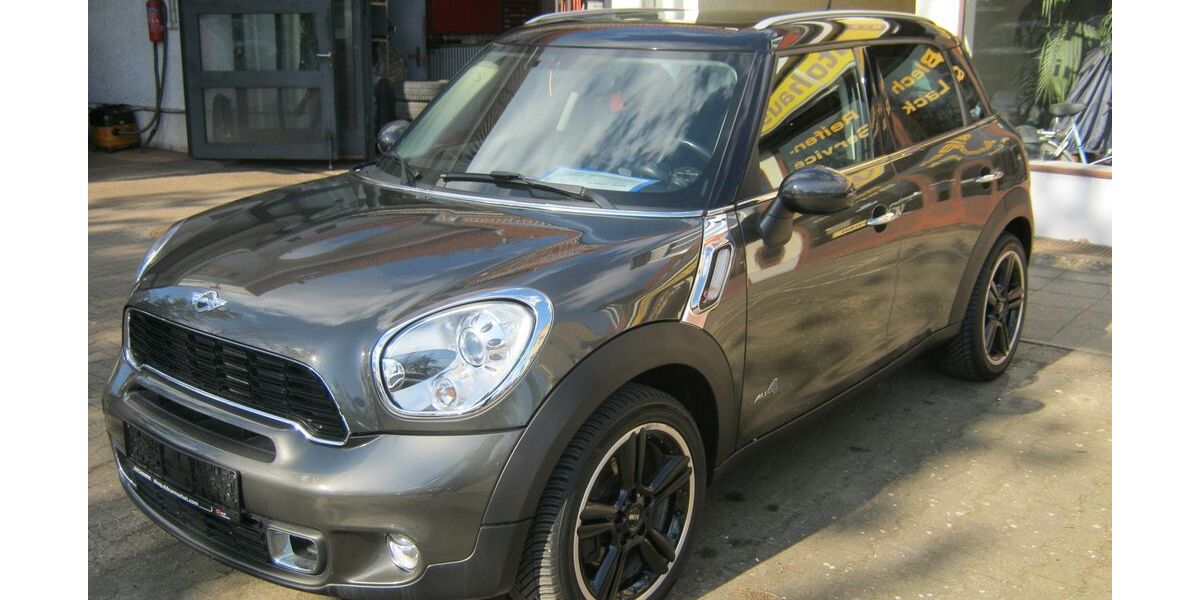 Mini Countryman S (Cooper) 65.900 km 9.990 &euro; Berlin / Wir bitten um telefonische Terminvereinbarung ! 14167