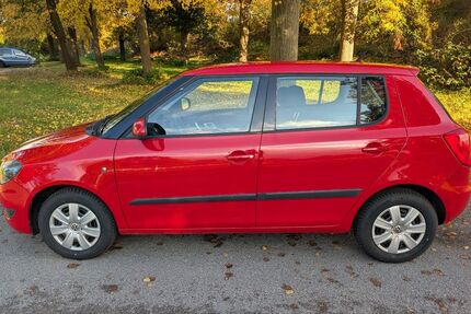 Skoda Fabia 66.520 km 4.990 &euro; Trebbin 14959