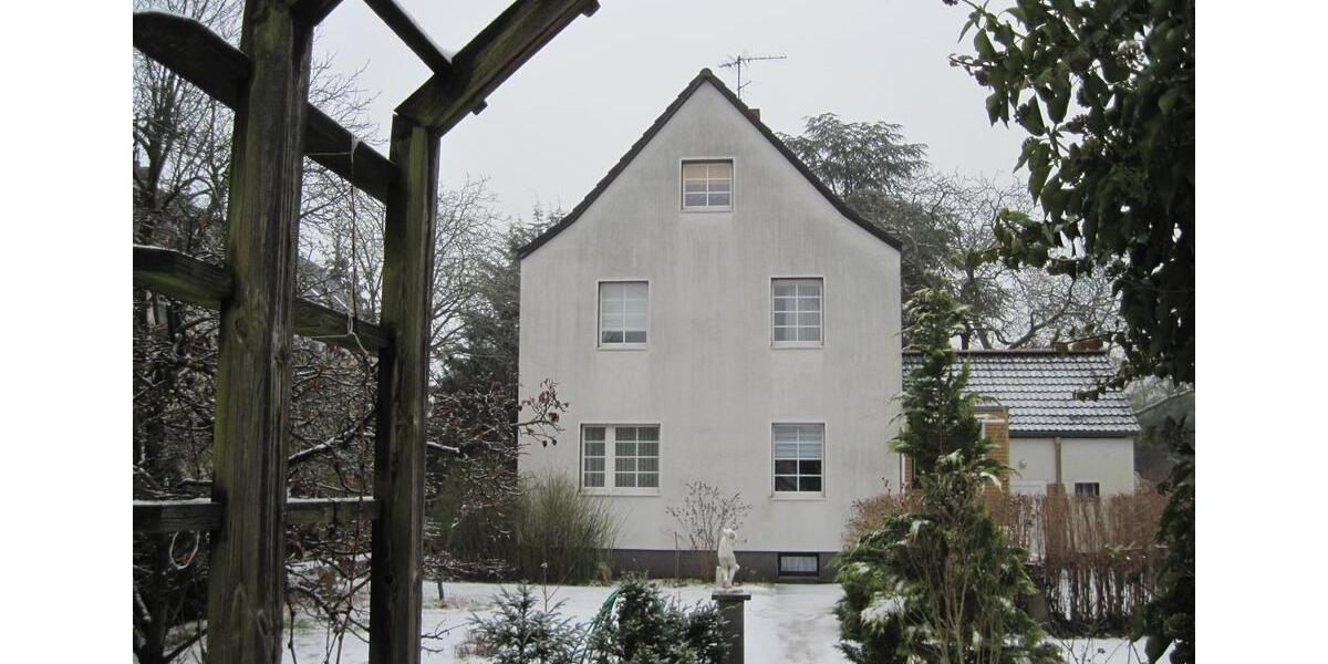Doppelhaushälfte Berlin Charlottenburg-Wilmersdorf - 4 Zimmer, 110 m&sup2;, 1.200&euro; | Angebot:27718365