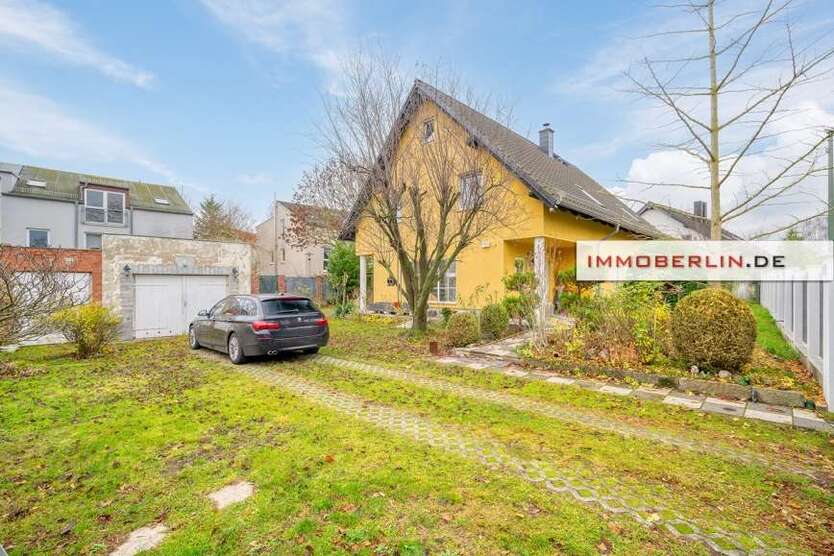Haus zum Kaufen in Berlin 1.049.000 € 234 m²