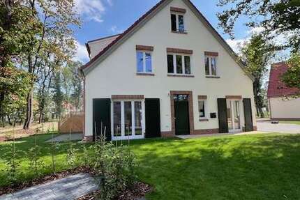 Haus zum Mieten in Beelitz 1.879 € 131.34 m² 5 zimmer