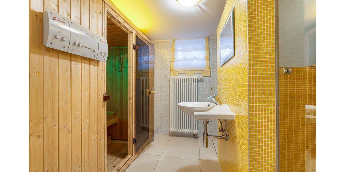 Einfamilienhaus Berlin Lankwitz - 8 Zimmer, 301 m&sup2;, 1.900.000&euro; | Angebot:23950695